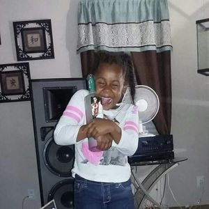 Meet your Posher, Brenda